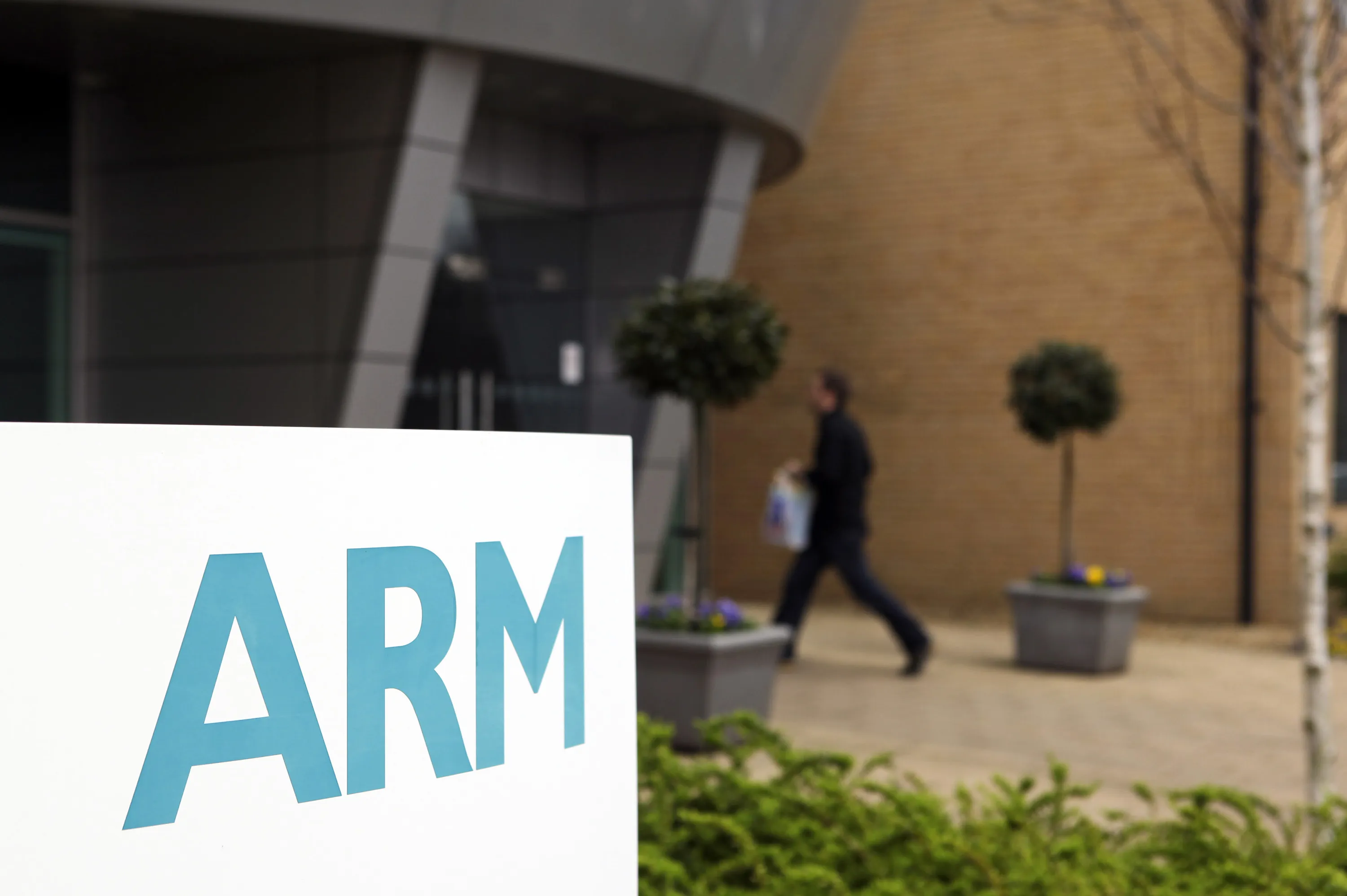 iPhone Makes ARM Most Expensive Chip Takeover Target