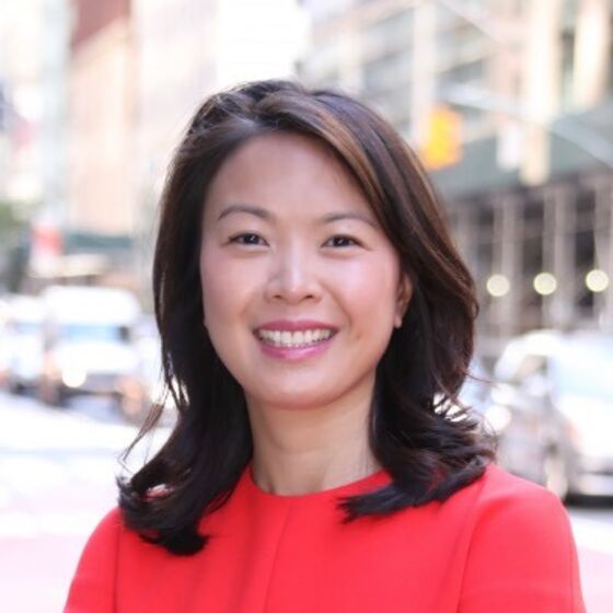 Apollo Hires JPMorgan’s Christine Moy in Digital-Assets Push