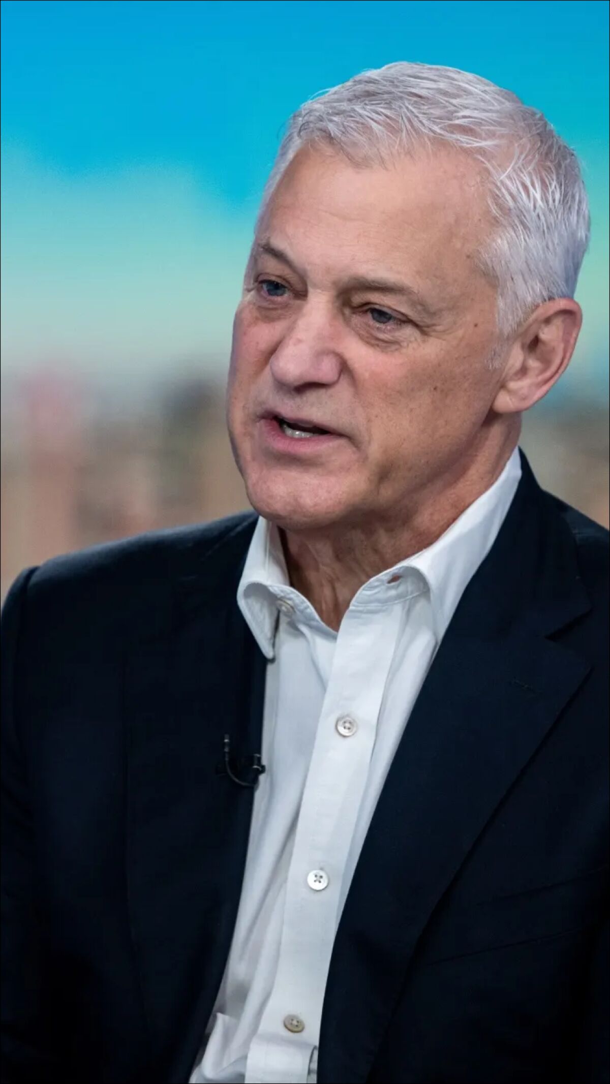 StanChart CEO Winters, "AI, Daha Düşük Değerli İnsan Sermayesini Değiştirecek" Dedi