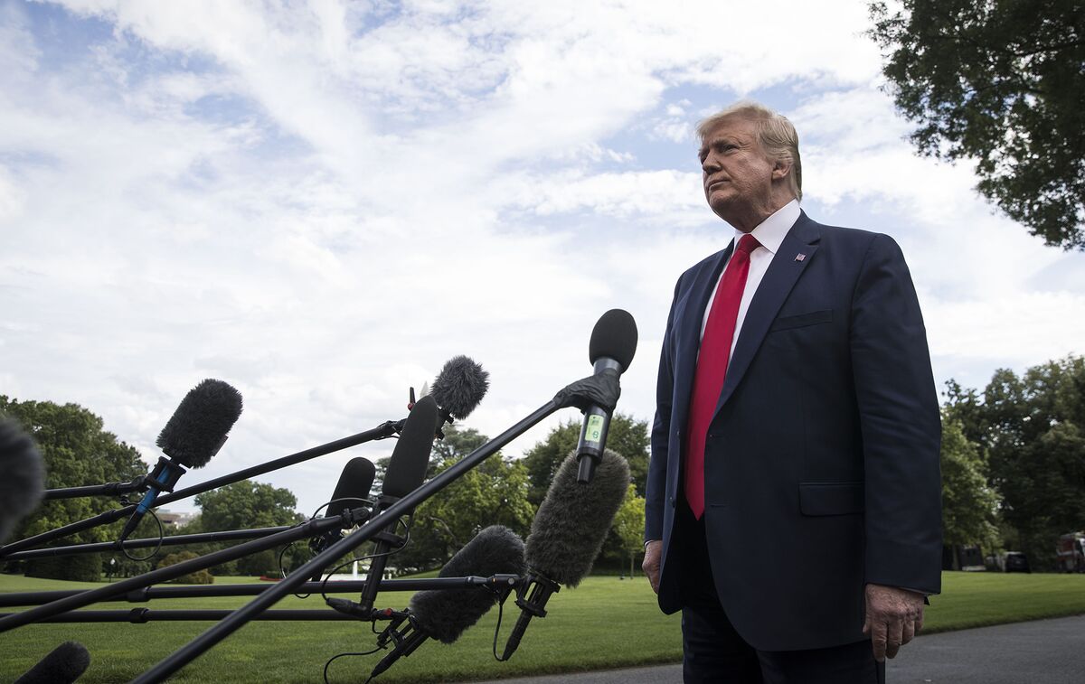 Trump Plan to Divert Military Budget to Border Wall Is Rejected - Bloomberg