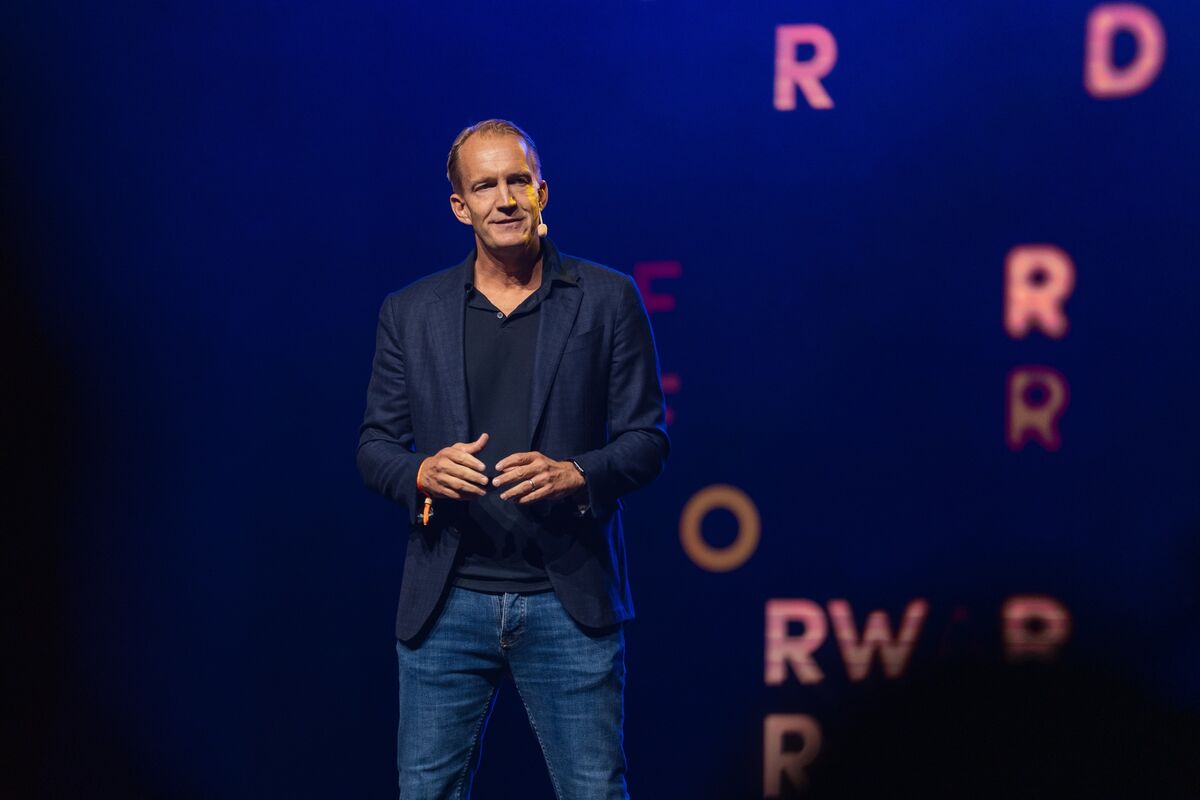 EQT Seeks to Quell Investor Anxiety Over New Fee Strategy