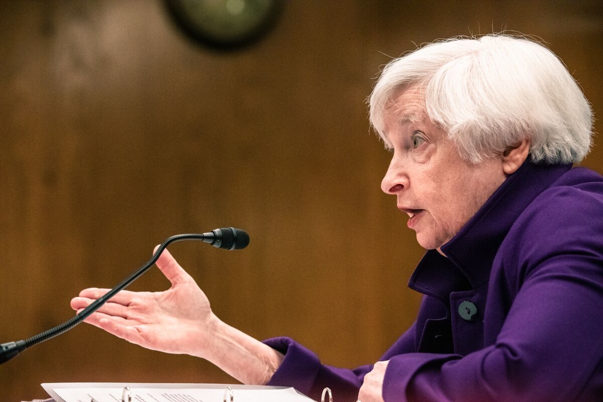 House Republicans Want Answers From Yellen, FDIC on Bank Failures