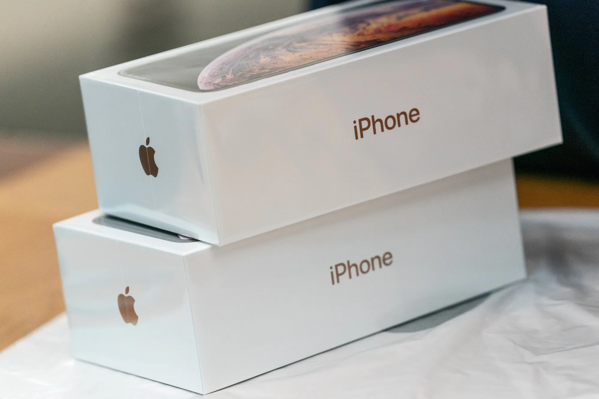 Apple Inc.'s iPhone XS, XS Max and Watch Arrive In Stores