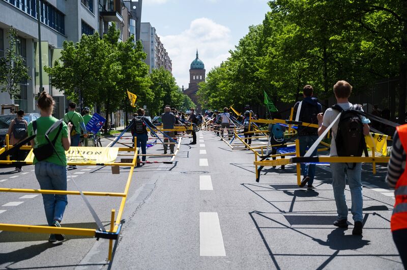 Acción de & quot; Volksentscheid Berlin autofrei & quot; (Referéndum sin coches de Berlín)