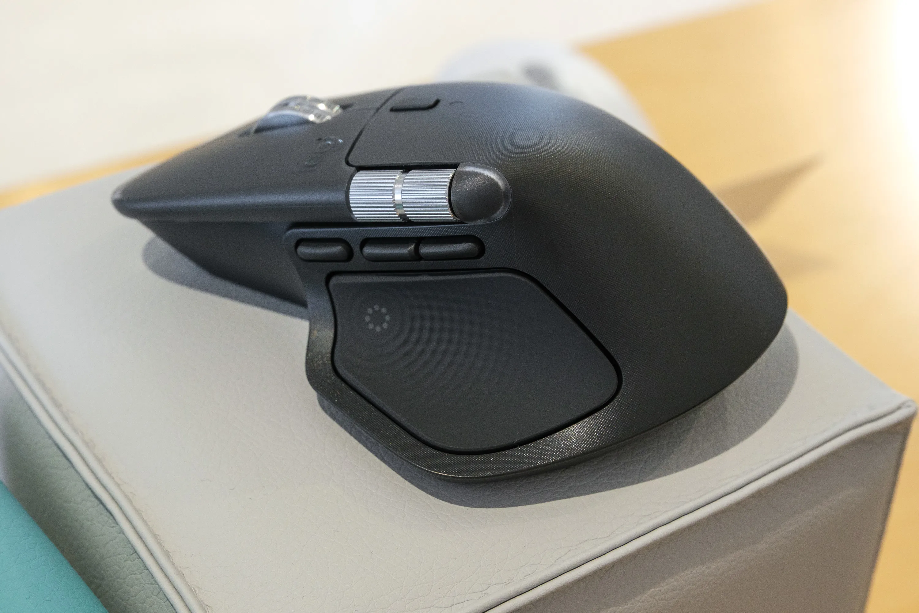 Logitech Unveils $120 MX Master 4 Mouse With Haptic Vibrations