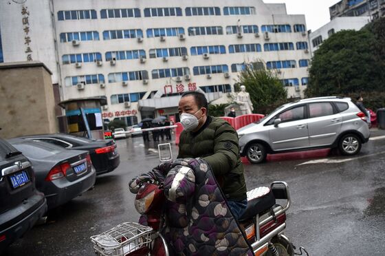China’s Unproven Antiviral Solution: Quarantine of 40 Million