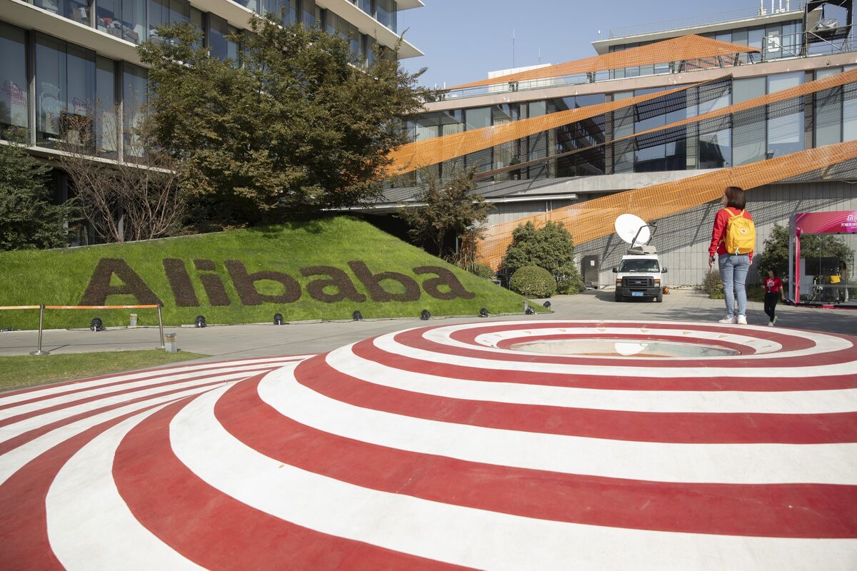 Alibaba dives after increased buyback does not calm antitrust fears