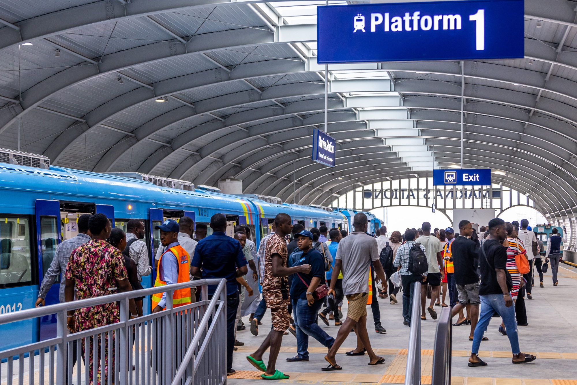 Lagos First Metro Line Opens to Tackle City Gridlock