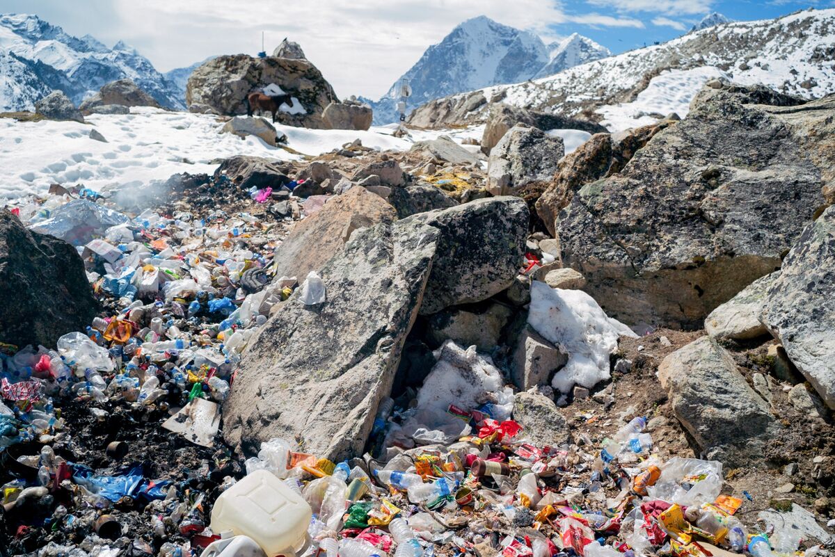Mount Everest's Trash-Covered Slopes Are Being Cleaned by Drones