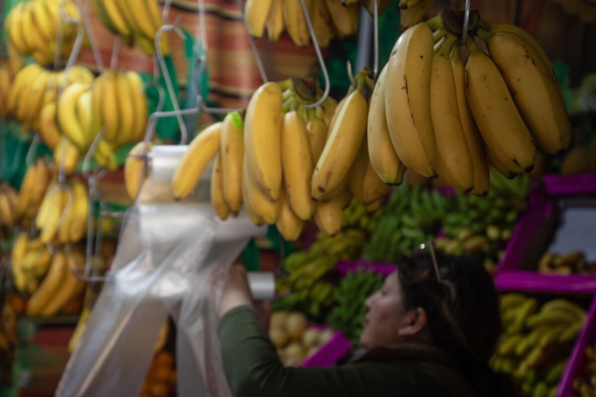 assets.bwbx.io image