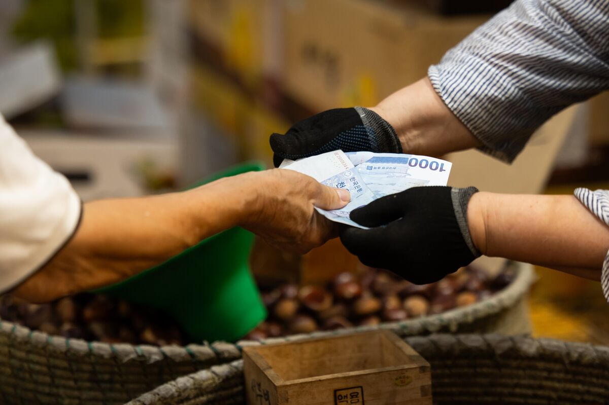 ⚫️ BLOOMBERG: Aumento dell'inflazione in Corea del Sud spinge la banca centrale a mantenere la pausa nell'allentamento monetario