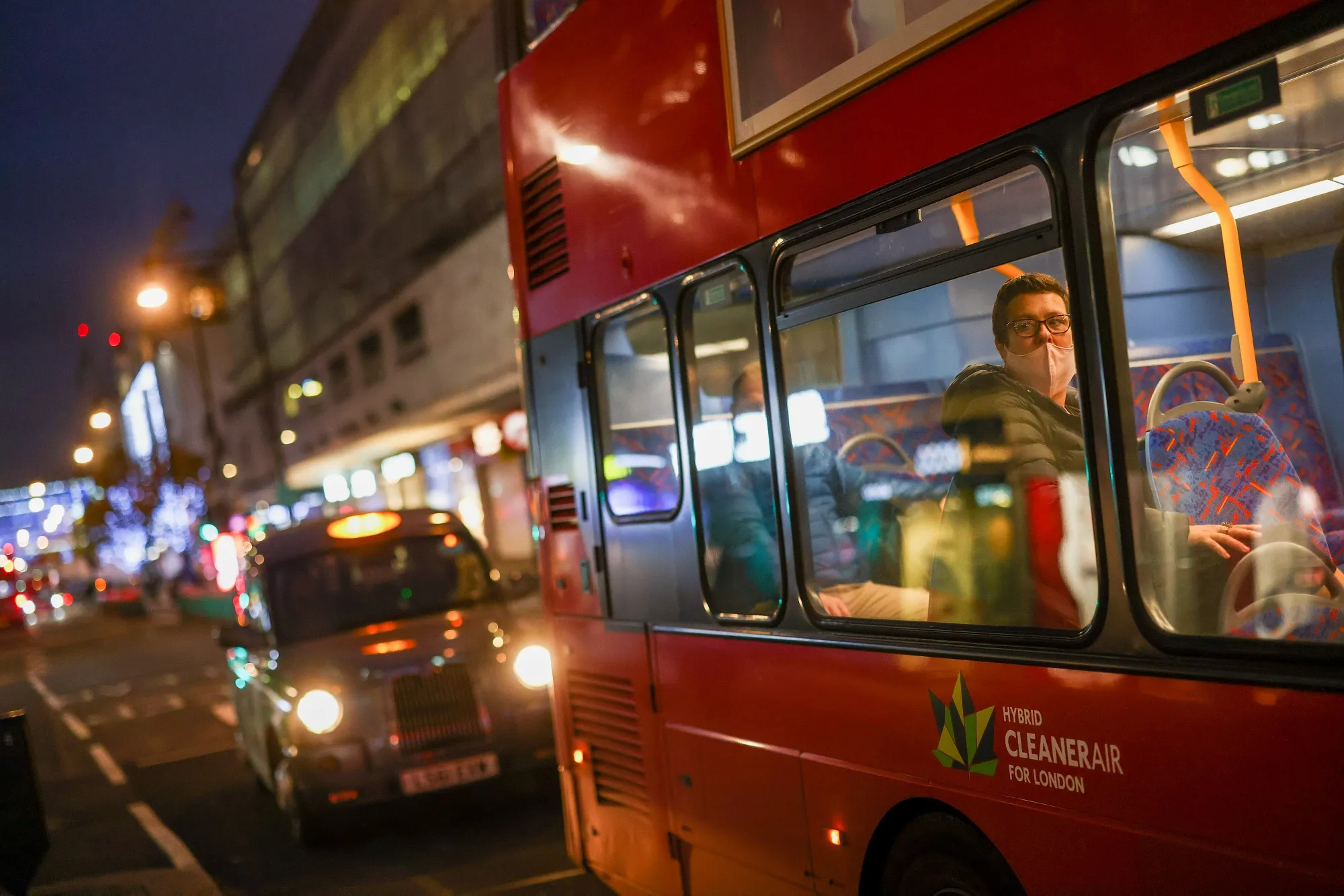 U.K. Retailers Face Christmas Nightmare With Fresh Lockdown