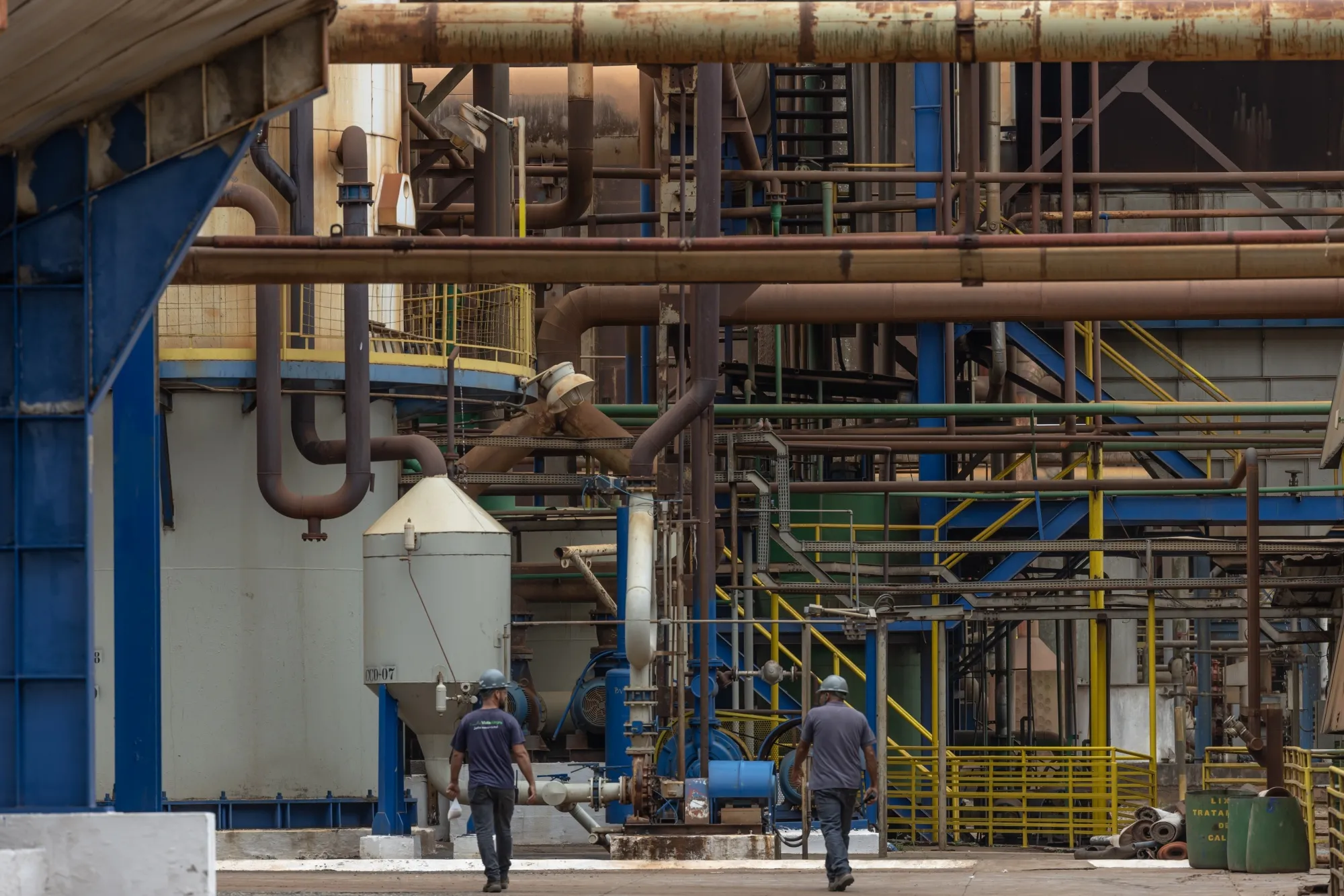 Workers at the Vista Alegre sugar and ethanol bioenergy plant in Itapetininga, Sao Paulo state, Brazil, on Nov. 10, 2023. 