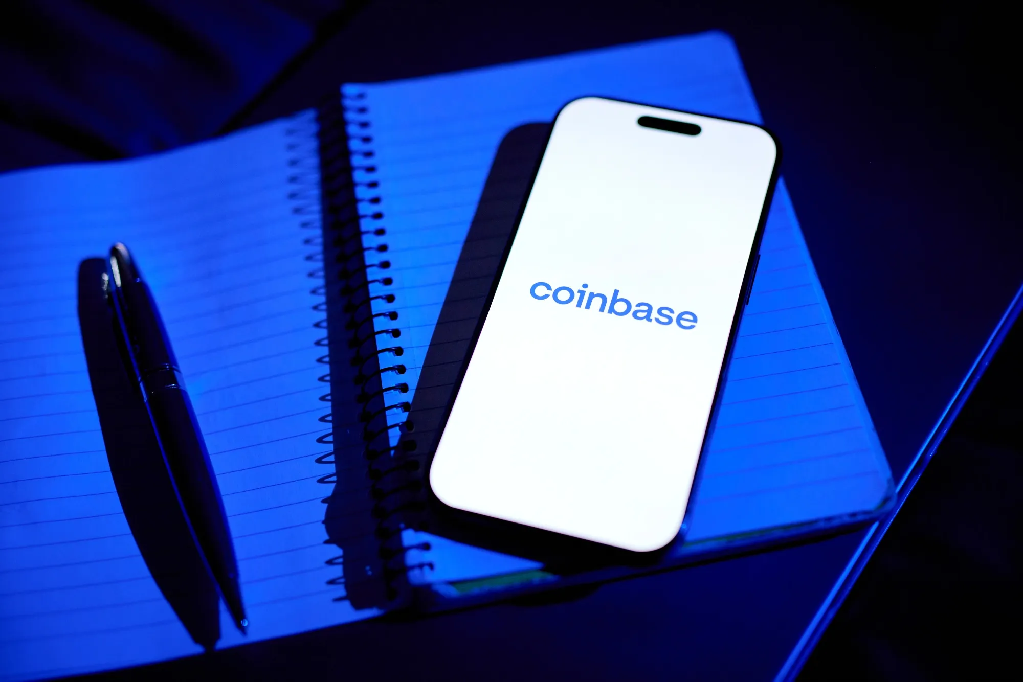 Coinbase to Offer New Crypto Tokens to Traders Ahead of Listing - Bloomberg