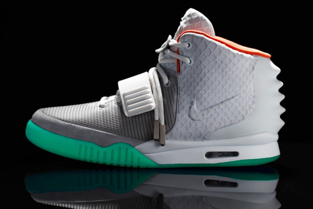 Nike Air Yeezy 2 Auction on EBay Closes 