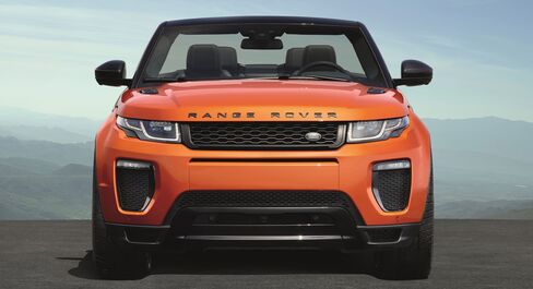 The 2016 Range Rover Evoque Convertible has a 240hp, four-cylinder engine.