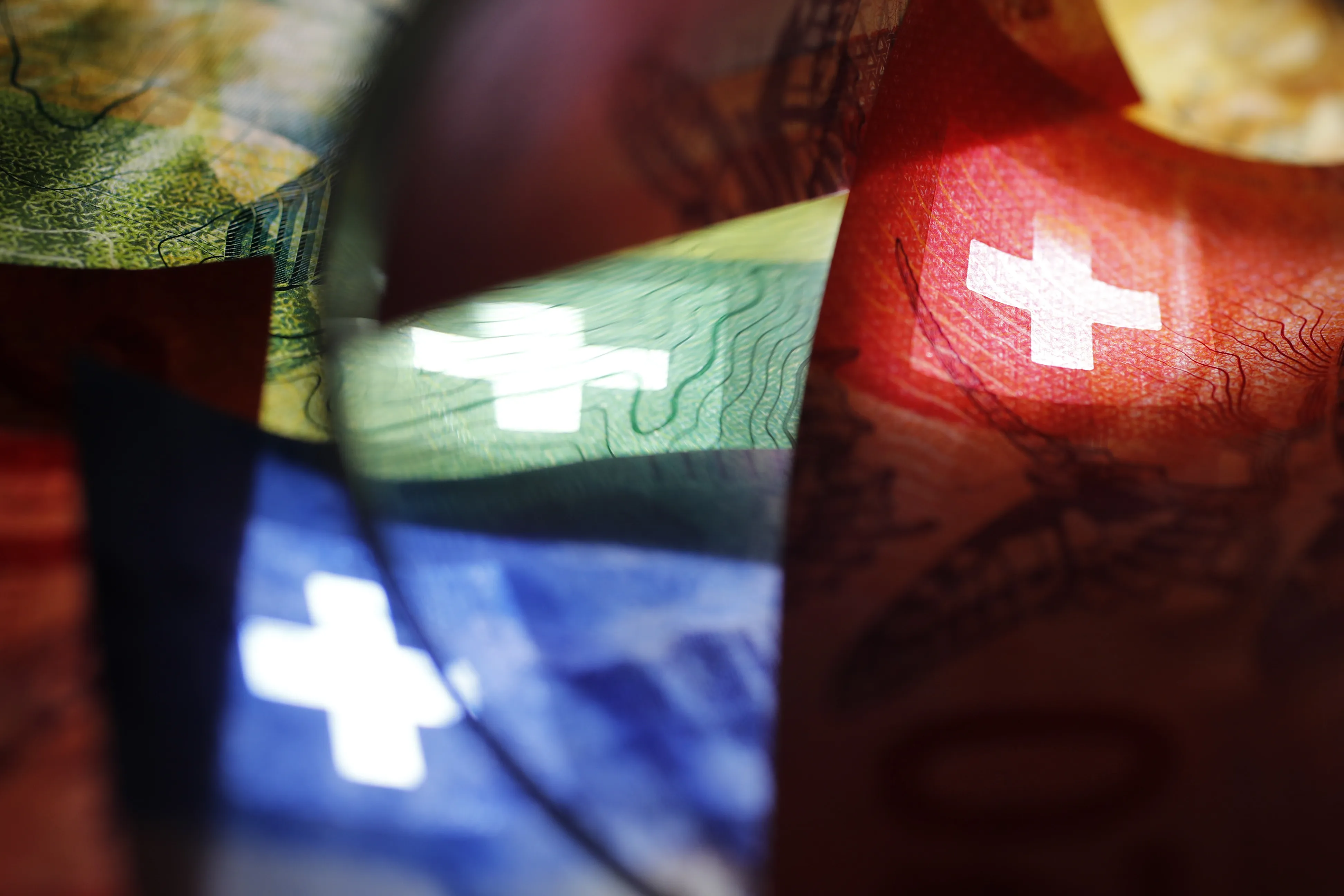 SNB Plans New Banknotes Despite Dwindling Demand for Cash - Bloomberg