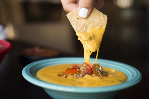 El Original's queso and chips.