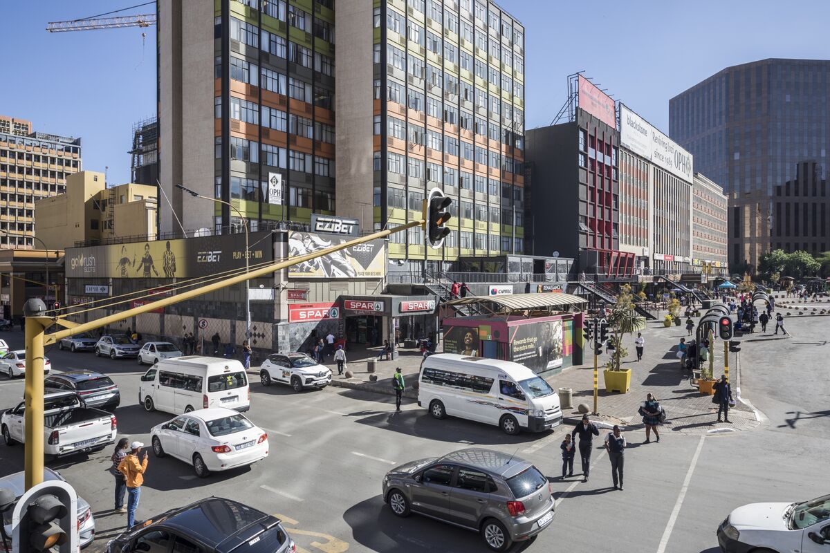 Goldman Sees More South Africa Rating Upgrades on Strong Revenue