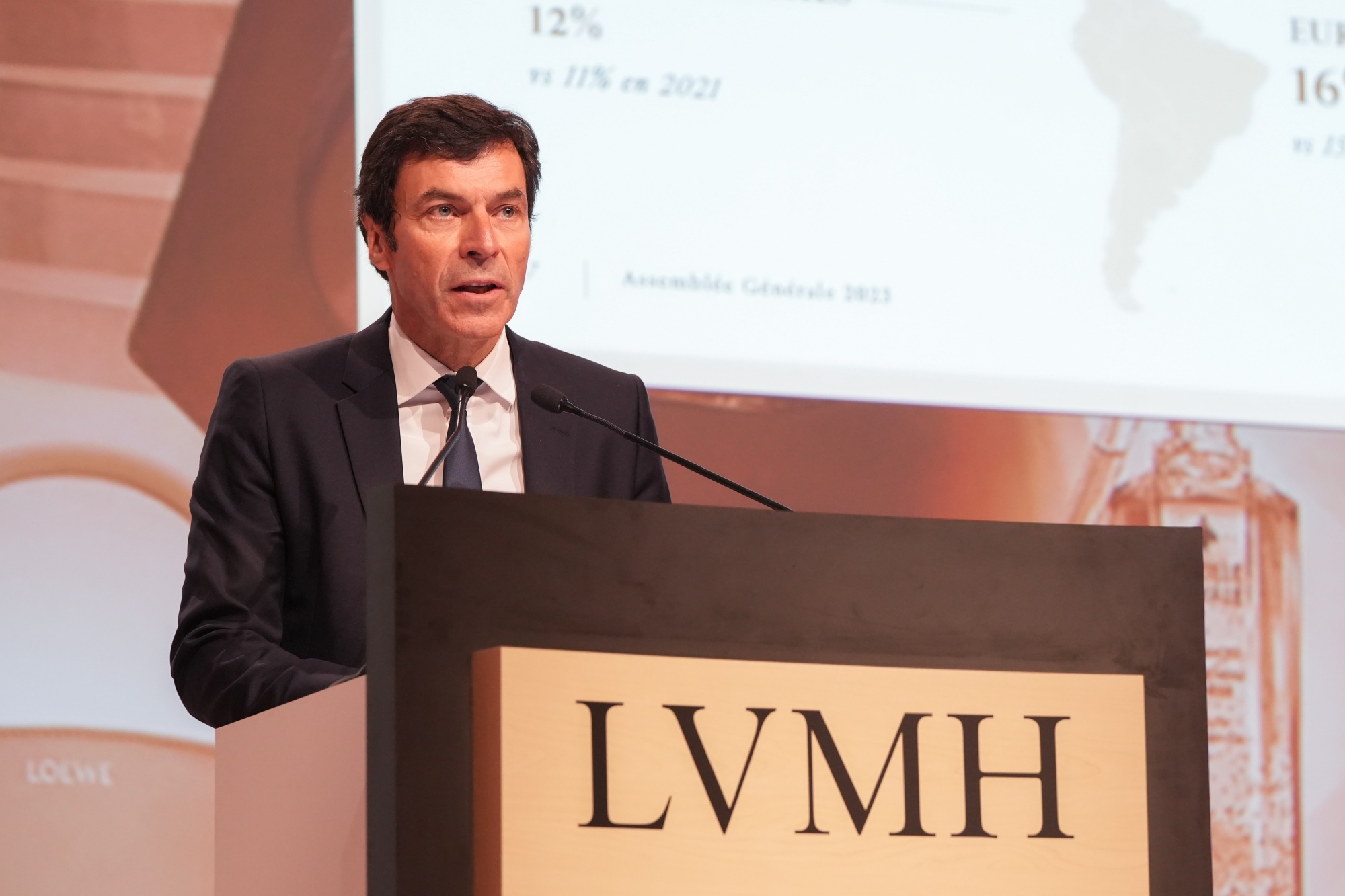 LVMH Leads $245 Billion Selloff Amid Luxury Stock Worries - Bloomberg
