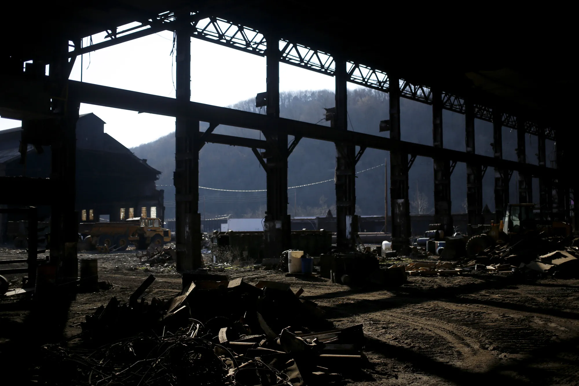 Trump Wave Builds in a Steel Town Forsaken by the World Economy - Bloomberg, image size:2000x1334
