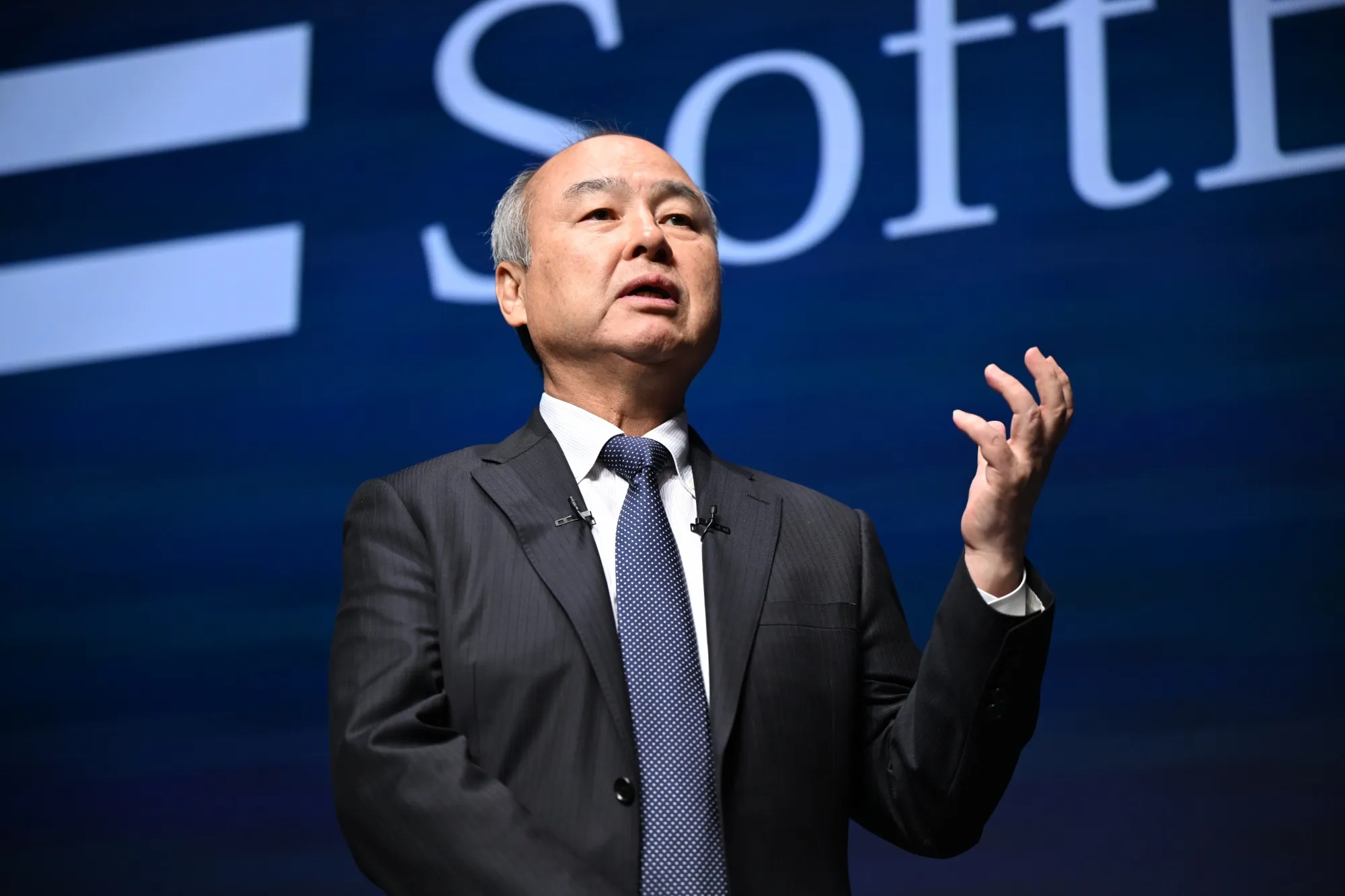 SoftBank Seeks Another $10 Billion Loan for OpenAI Stake Funding - Bloomberg