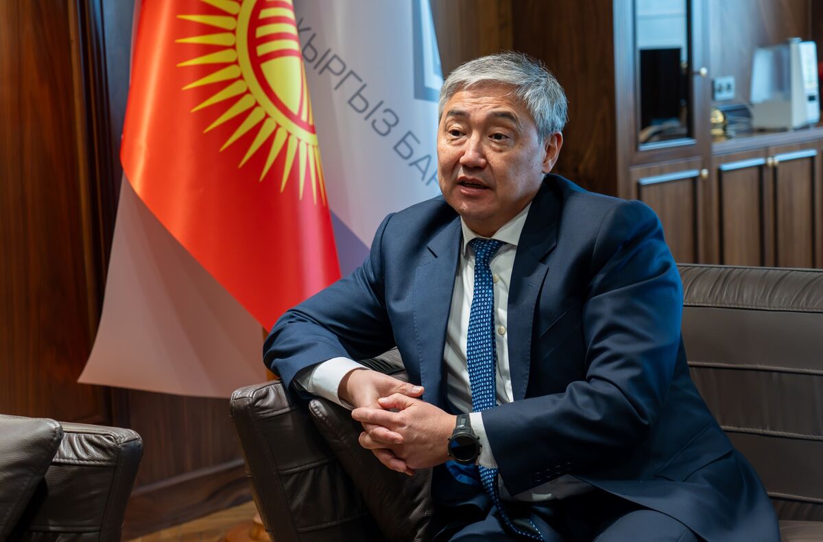 bloomberg.com - Evgenia Pismennaya - Central Asia's Fastest Growing Economy Plans Yuan Bond in 2027