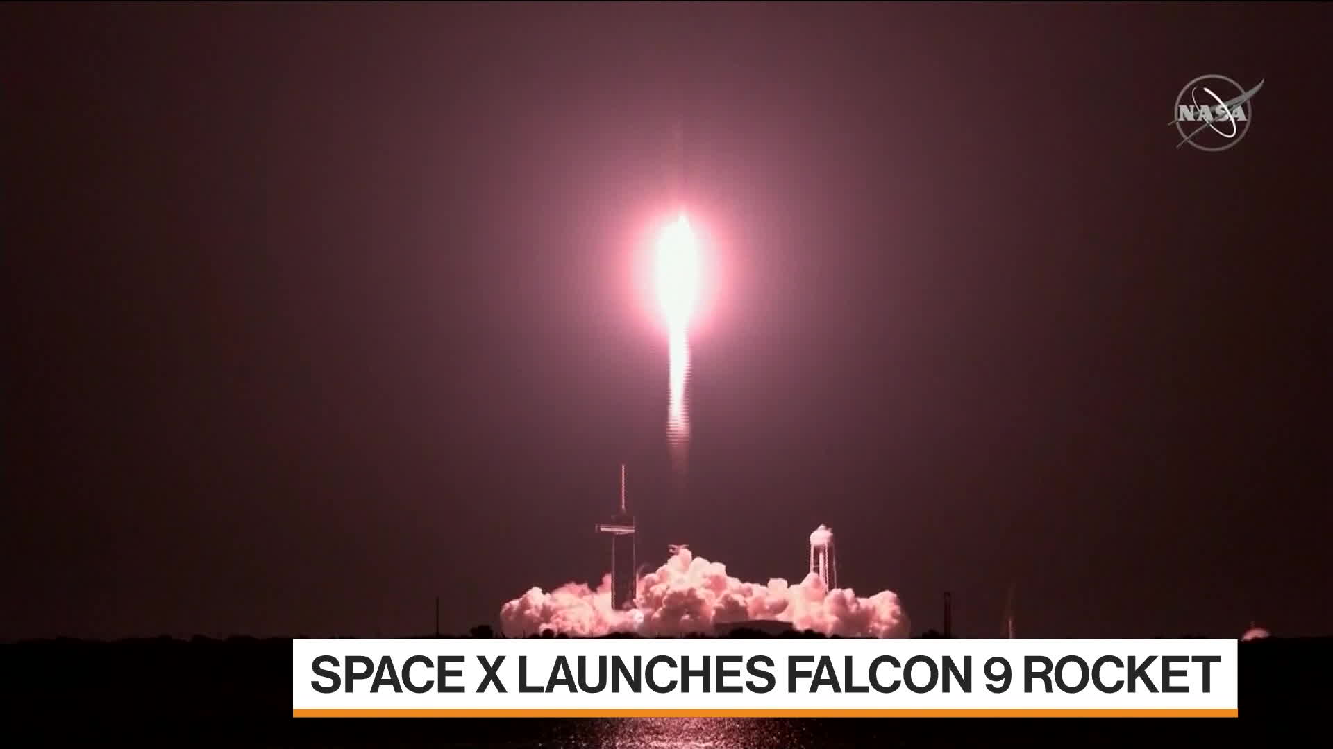 Watch SpaceX Launches Falcon 9 Rocket - Bloomberg