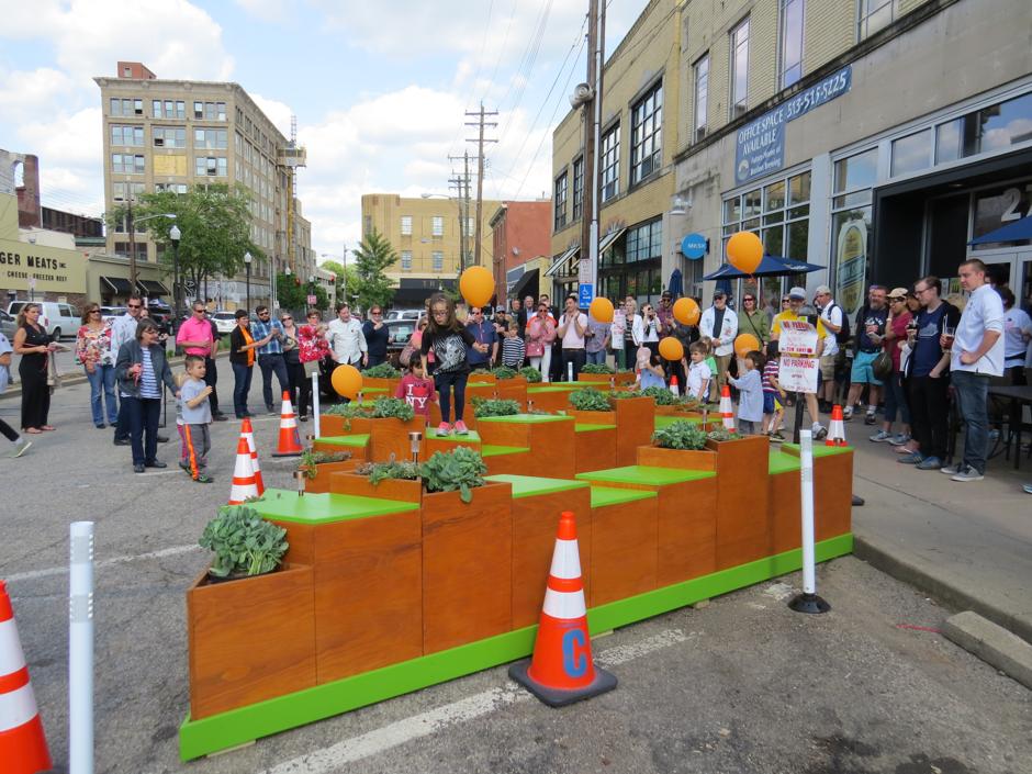 The Hopscotch parklet in front of Braxton Brewing Company in Covington.