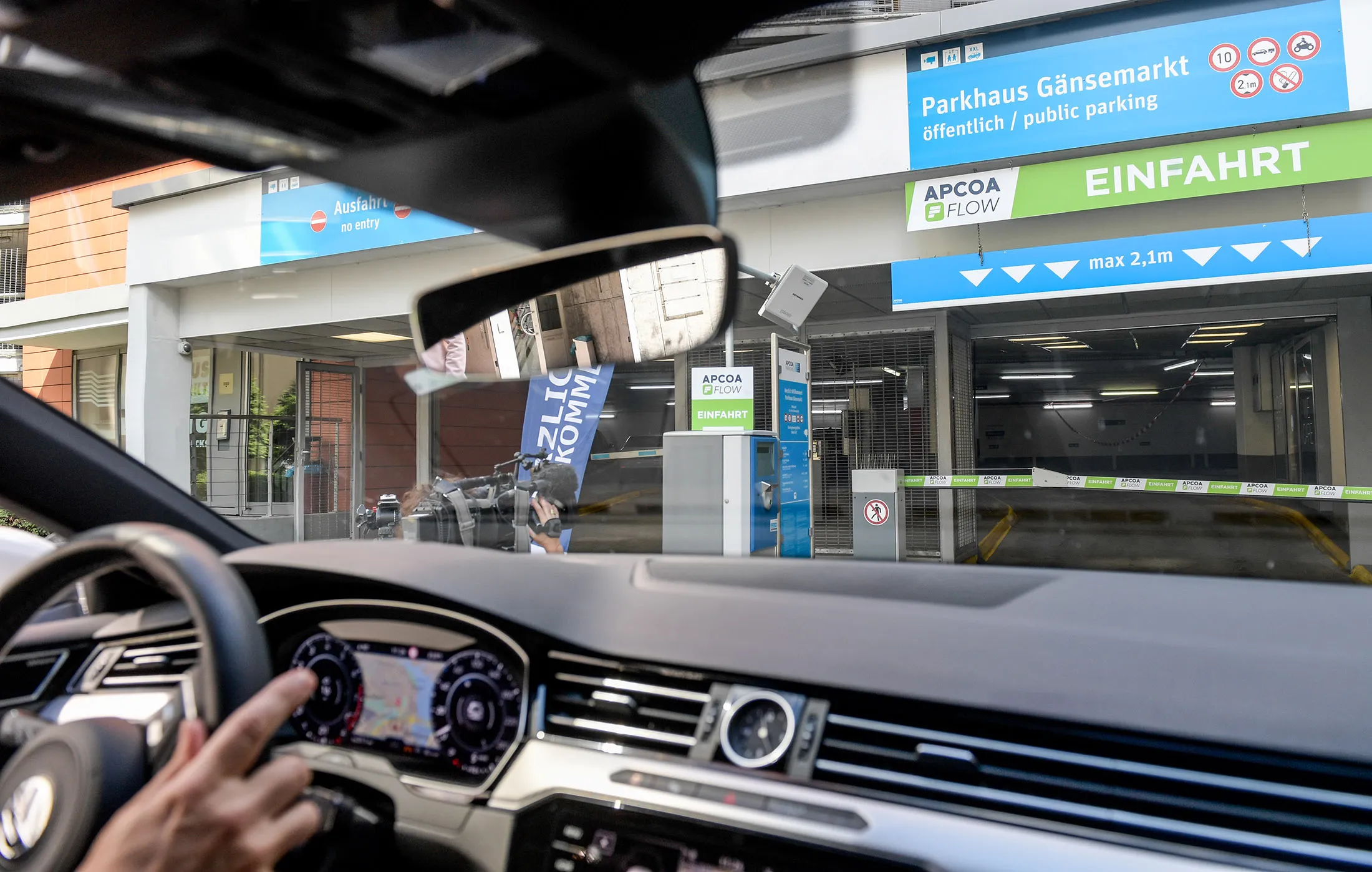 Car park operator Apcoa introduces client app in Hamburg