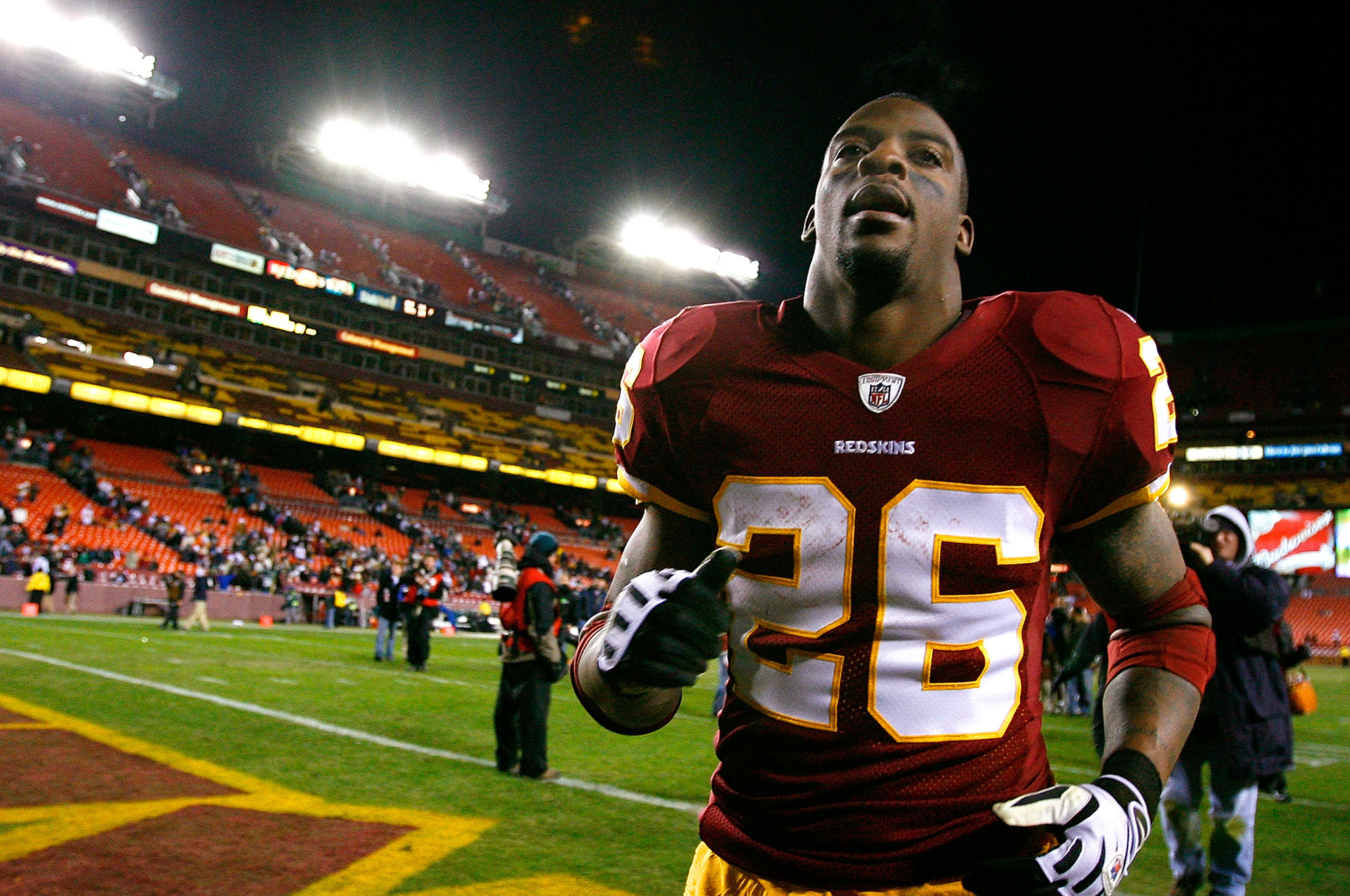 DOJ charges former Redskins Clinton Portis for allegedly defrauding  league's health care program