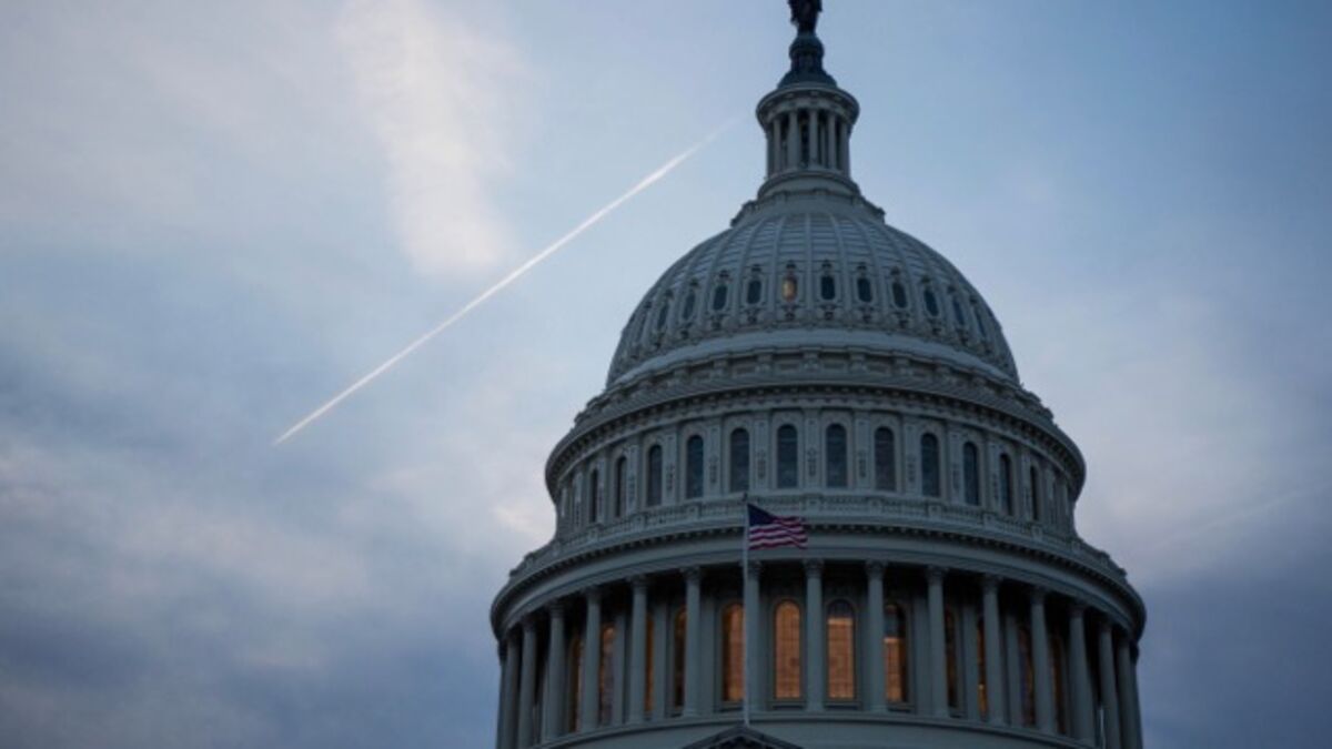 Senate Awaiting Trump’s Court Nominee Is Riven by Bitter Fights - Bloomberg