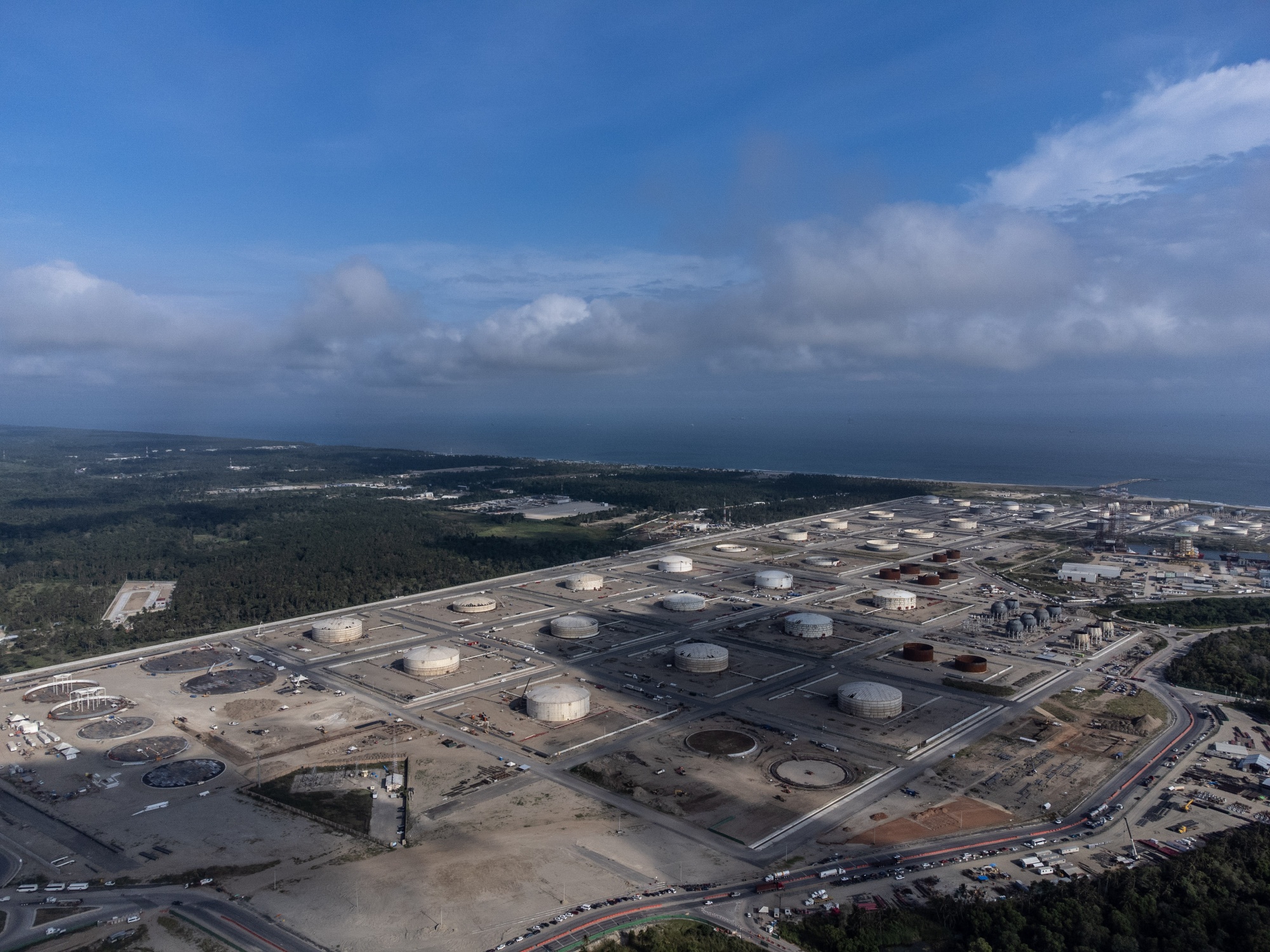 The Petroleos Mexicanos (PEMEX) Dos Bocas Refinery under construction in Paraiso, Tabasco state, Mexico, on Friday, Sept. 4, 2021.&nbsp;