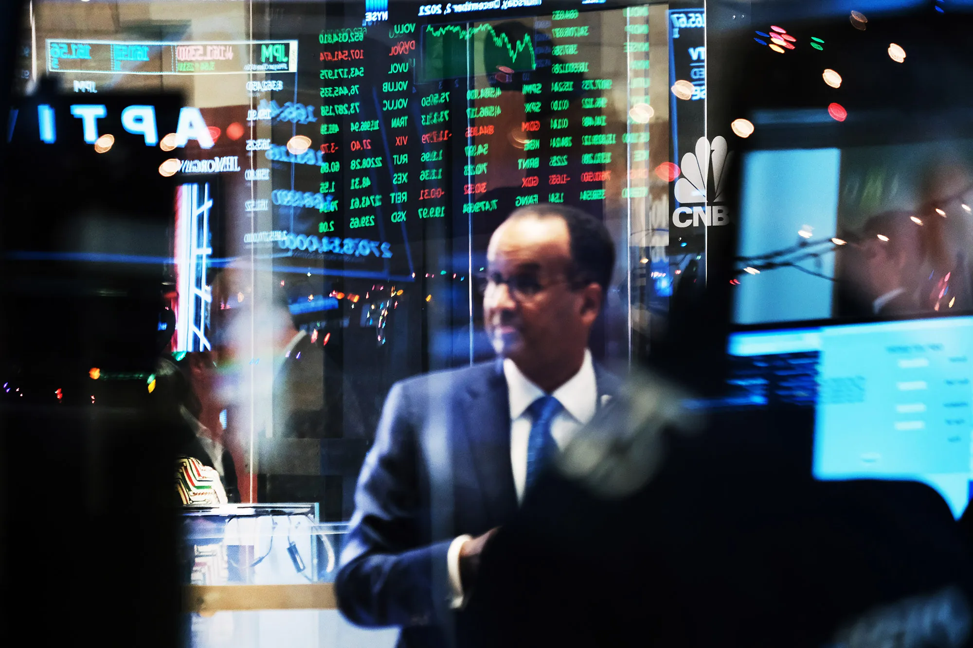 Stocks Bounce Back After Losses On Omicron Fears
