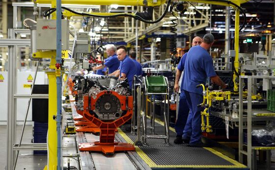 Europe’s Job-Cuts Tally Climbed to 28,000 in June With BASF, Ford
