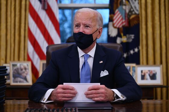Biden Eyes More Foreign Workers While Skirting H-1B Visa Uproar