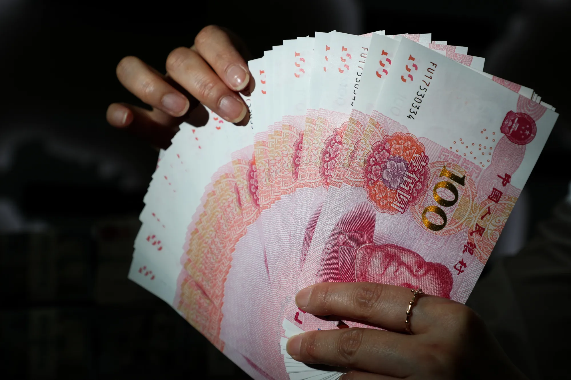 The Yuan Set for Longest Weekly Losing Run Since 2016