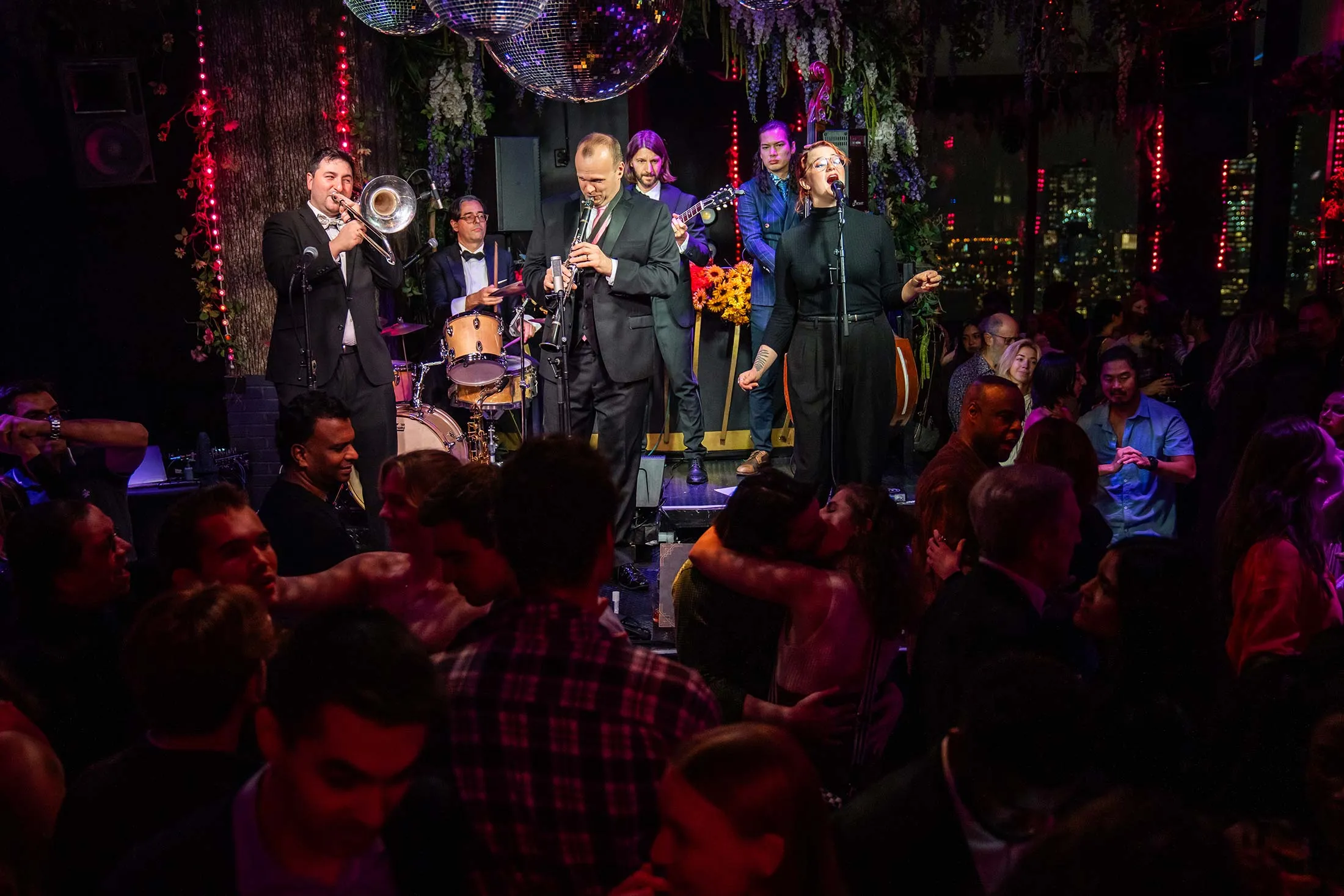 The Hot Toddies Jazz Band.