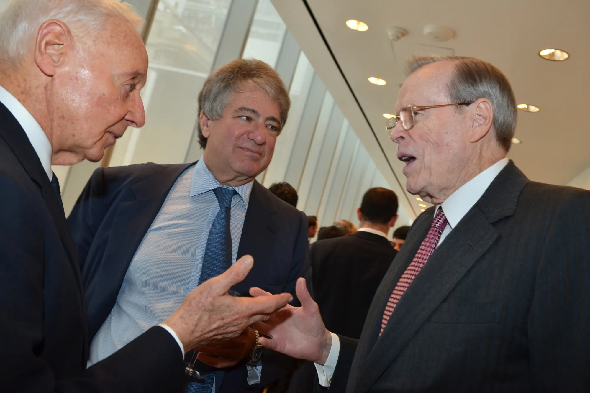 Larry Fink Lunches With Rockefellers, Kravis, Gagosian at MoMA - Bloomberg