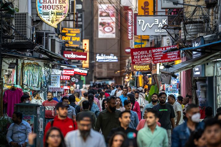 Retail in New Delhi ahead of India GDP