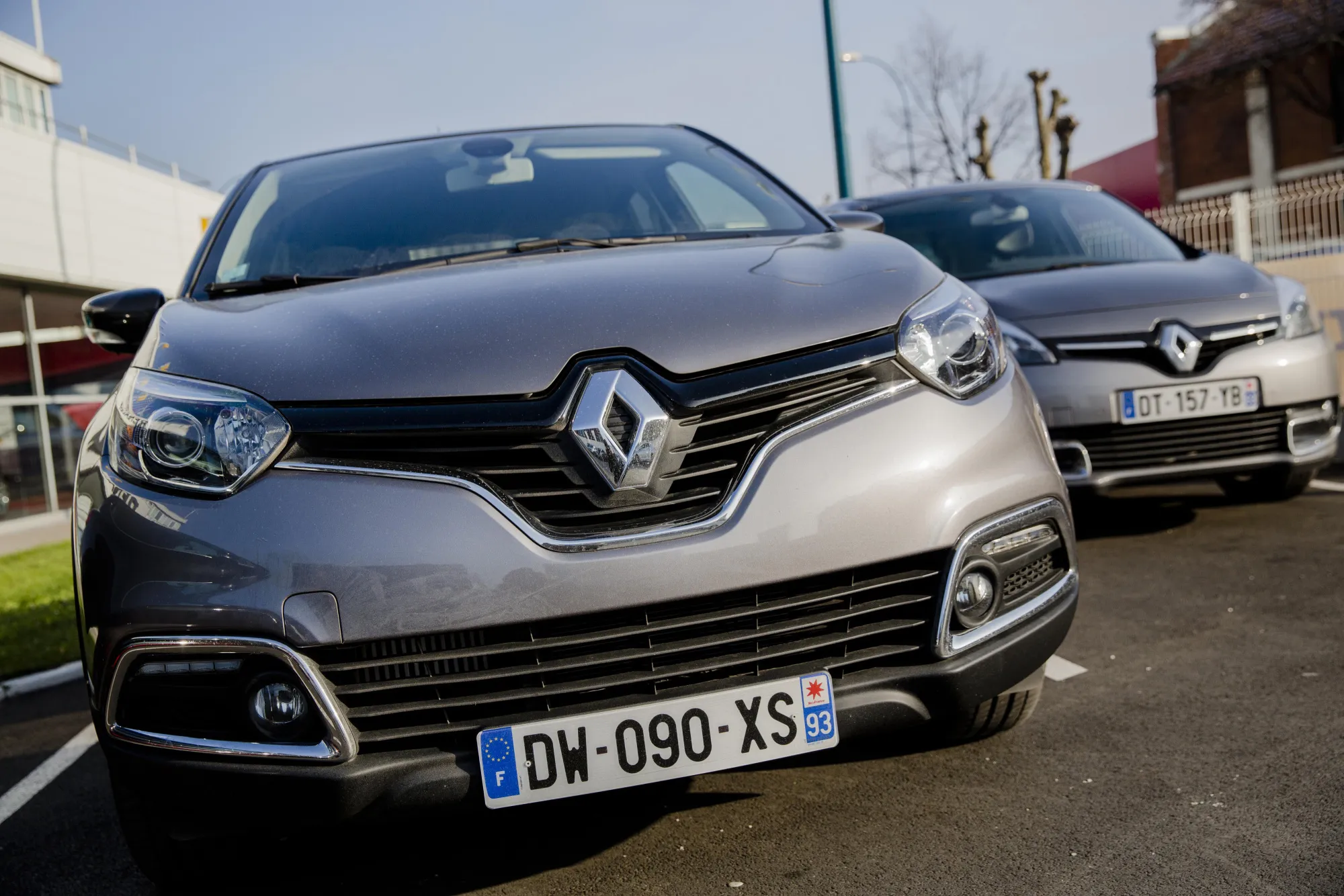 Renault SA Showrooms As 15,800 Captur SUVs Recalled For Pollution Control
