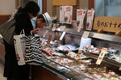 高島屋日本橋店で売られる「超速鮮魚」