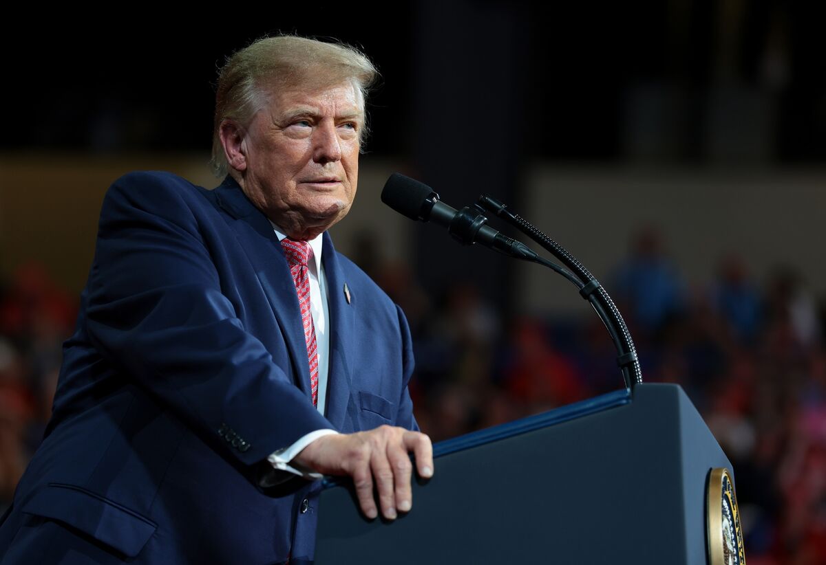 Latino Voters Threaten to Sink Republicans in Midterms