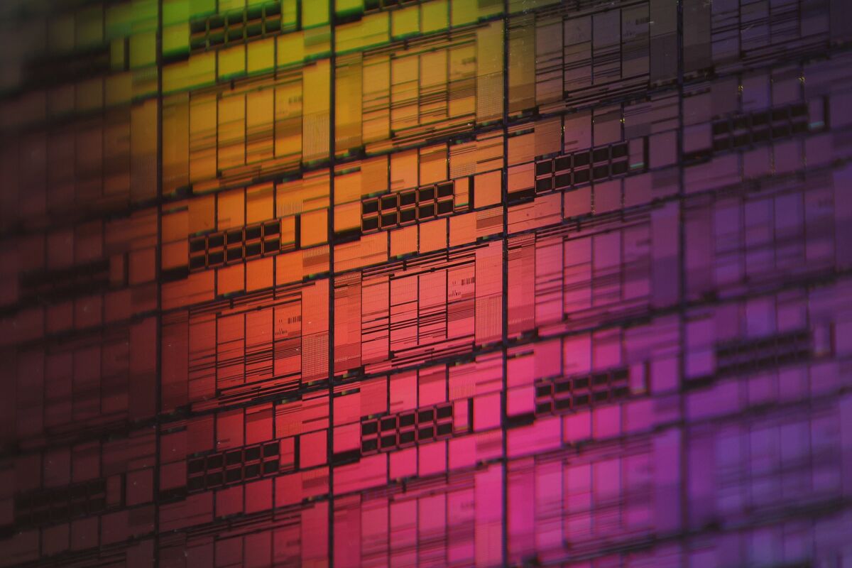 Japan Bets $16 Billion to Propel Startup Rapidus Into AI Chips Japan Bets $16 Billion to Propel Startup Rapidus Into AI Chips