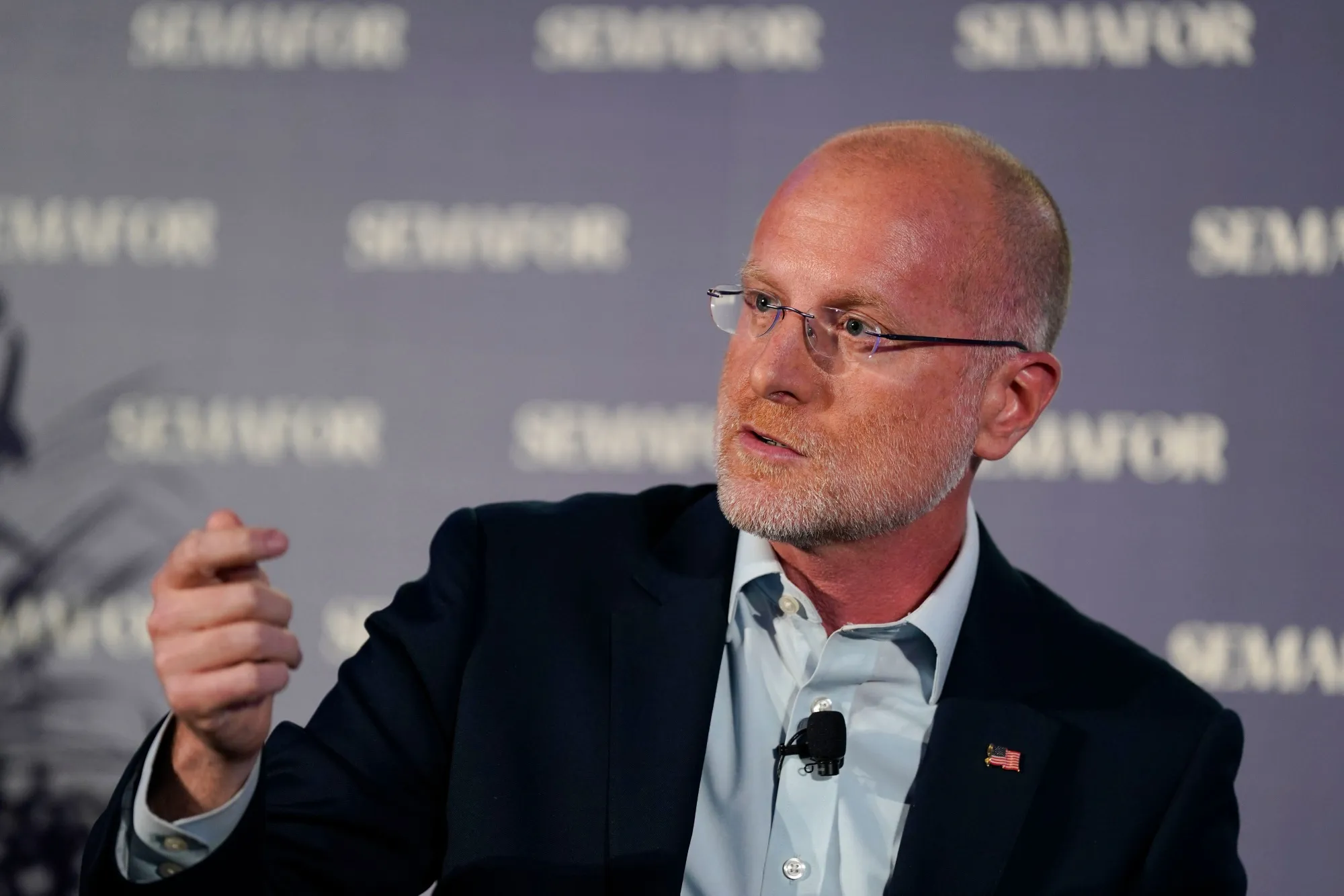 FCC's Carr Threatens to Block M&A for Companies With DEI Plans - Bloomberg