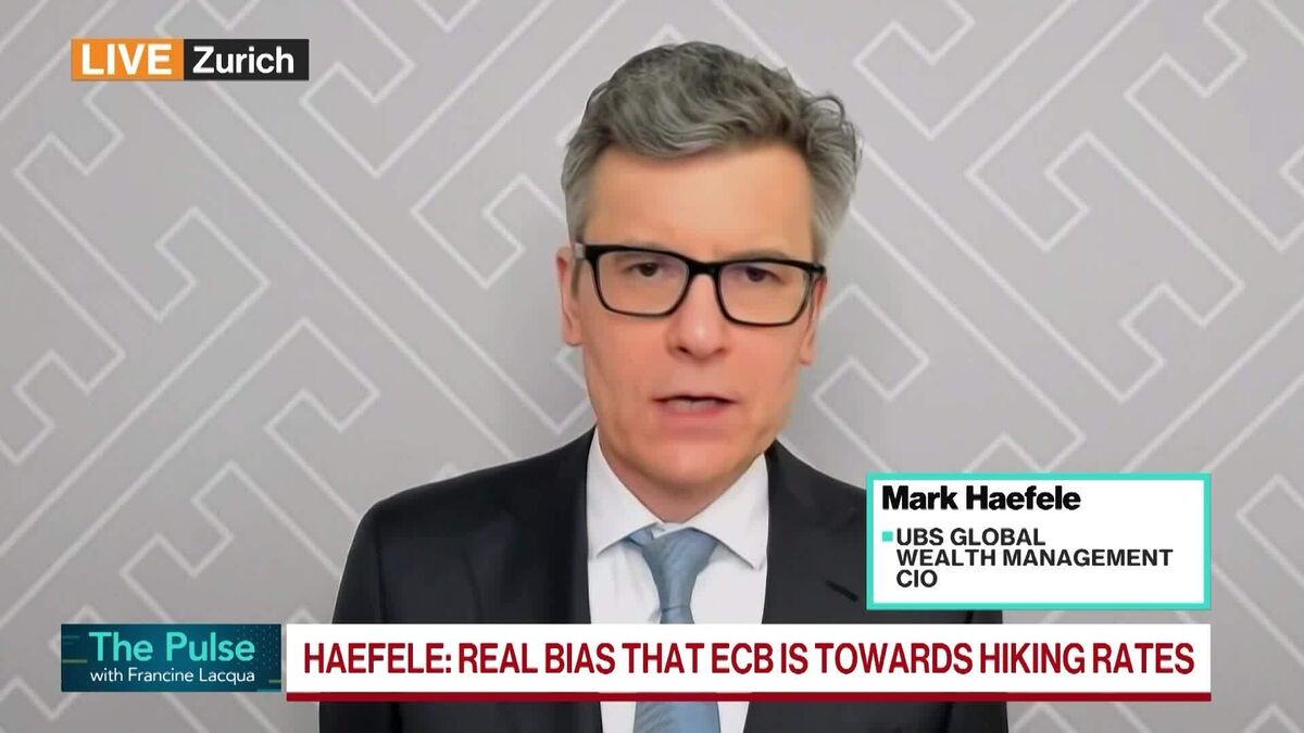 UBS' Haefele Says 'Not Seeing Any Panic' Among Clients Over Iran Risks
