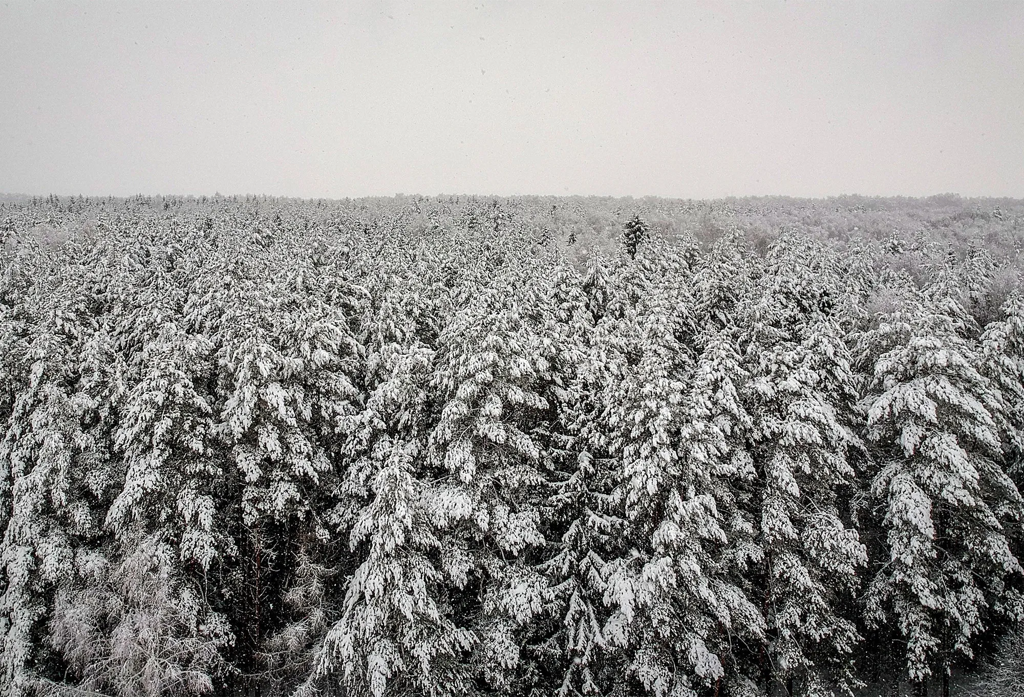 RUSSIA-WEATHER-SNOW-FEATURE