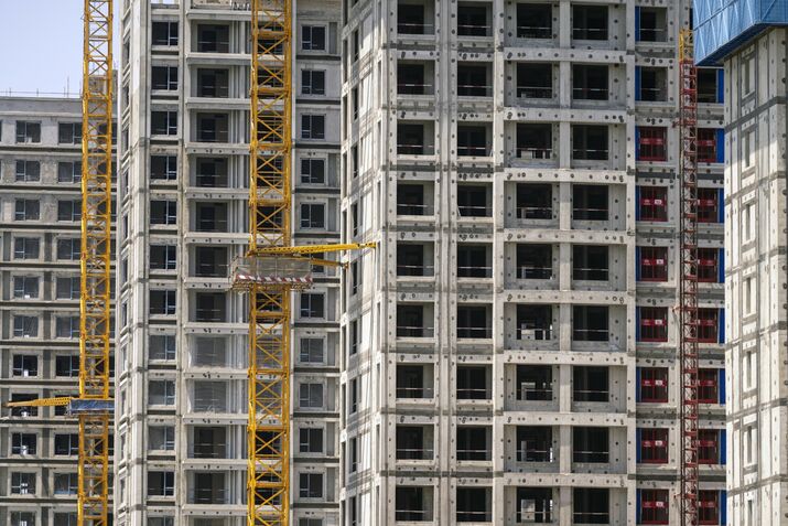 Vanke Projects in Shanghai as Developer to Get $1.1 Billion of Loans Guaranteed by Units