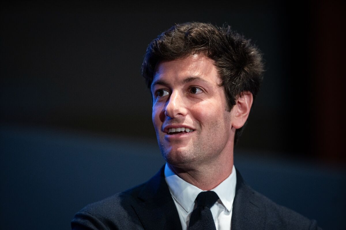 🟪"Joshua Kushner e Thrive Capital: Riscoprire la Cina e l'Intelligenza Artificiale dopo il Boom di DeepSeek"