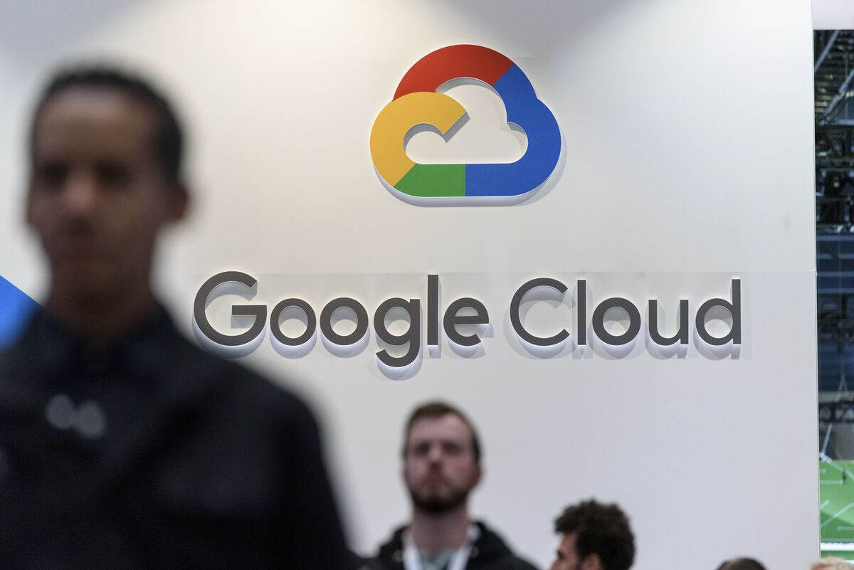 Google Grabs Salesforce Executive to Run Government Cloud Sales - Bloomberg